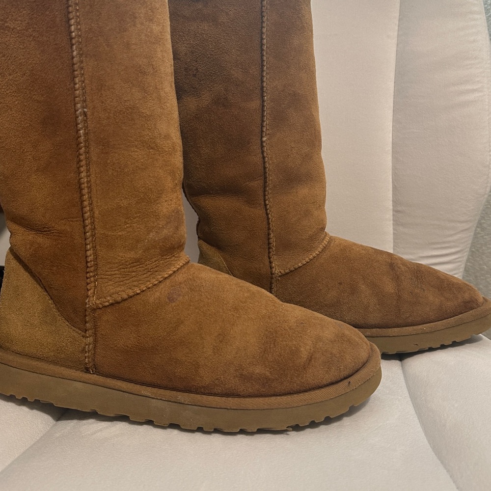 UGG BOOT CHESTNUT